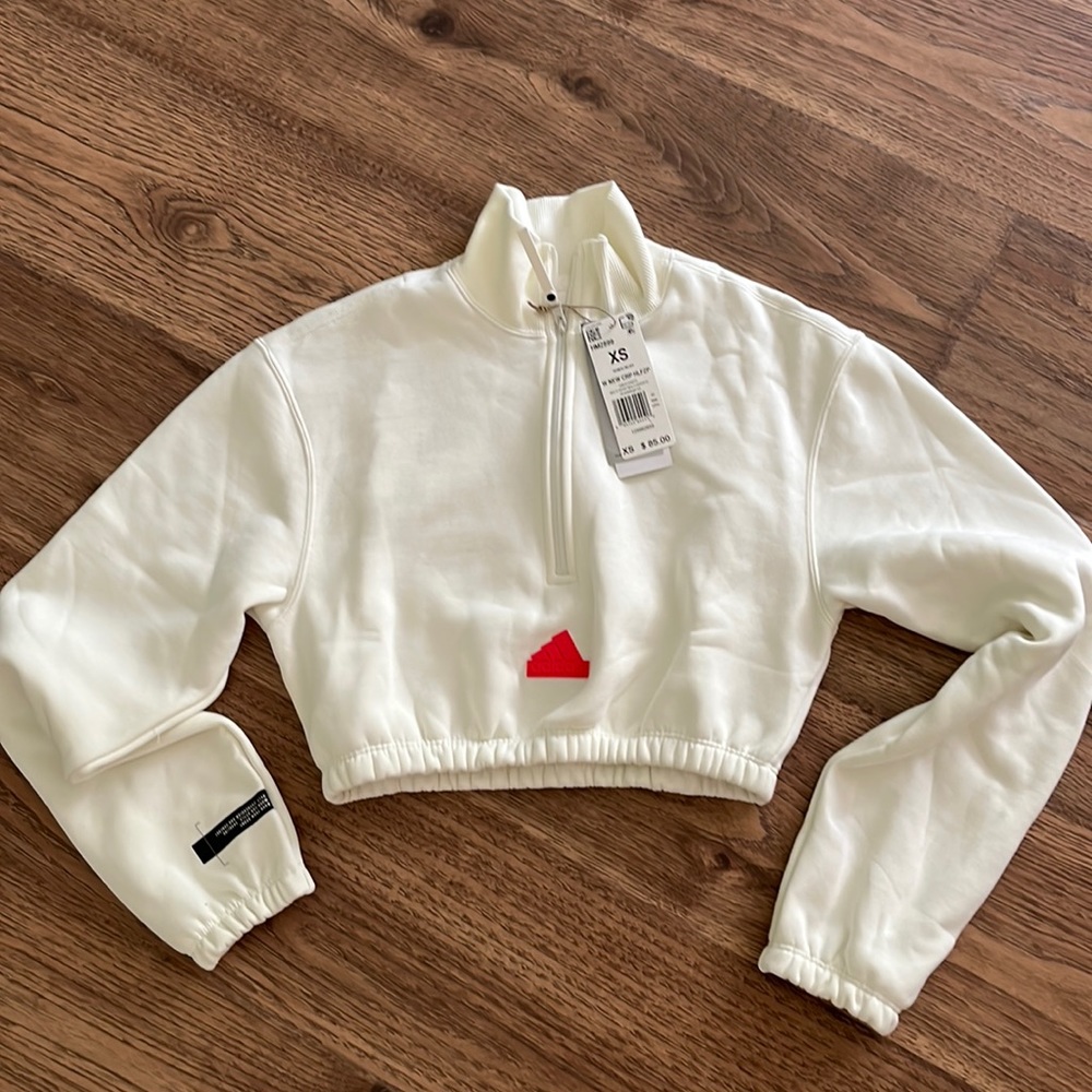 NWT Adidas cropped half zip sweatshirt